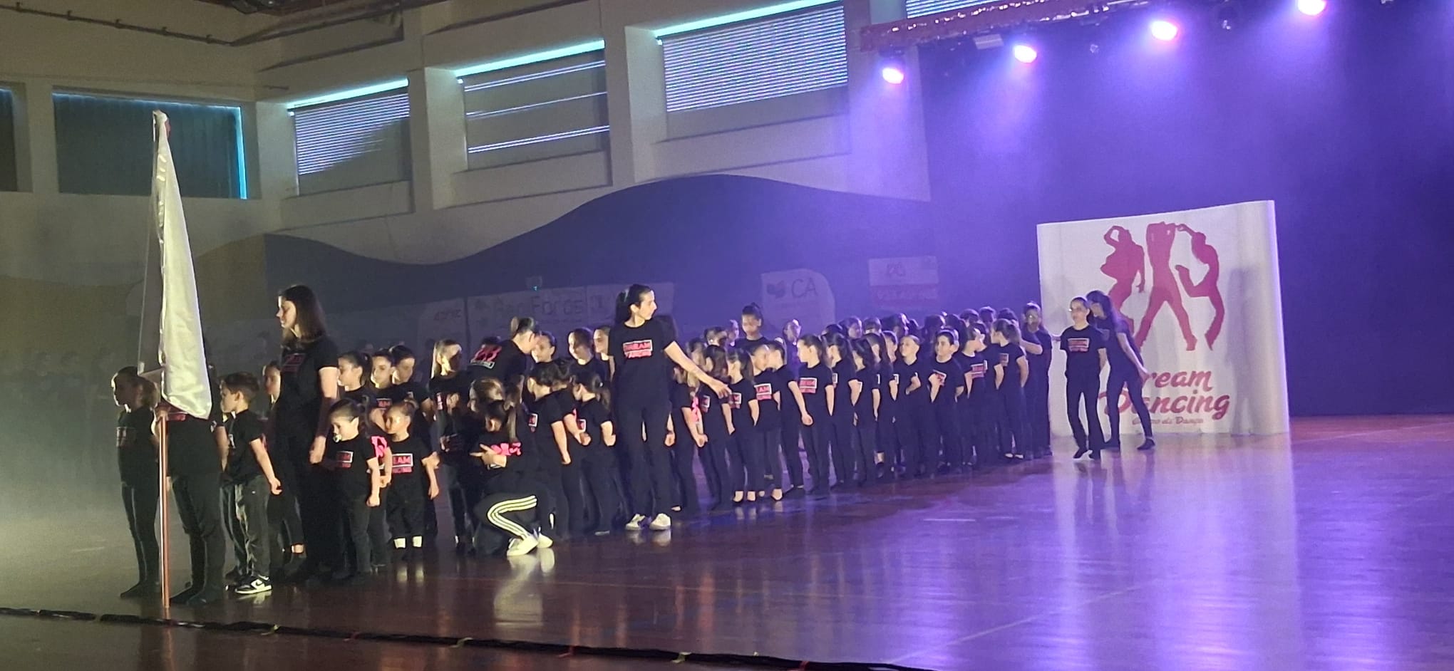 Animar marcou presença como convidada no XVII Festidance promovido pela Dream Dancing